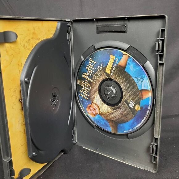Harry Potter and the Prisoner of Azkaban (2004) 2-Disc Widescreen Edition DVD - Picture 3 of 4